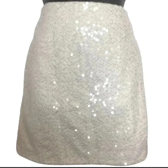 KENAR WHITE SEQUINED MINI SKIRT LINED STRETCHY SIZE 6 - Picture 2 of 12
